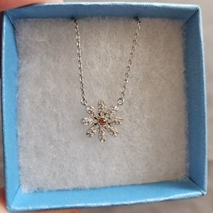 Touchstone Crystal Daisy necklace